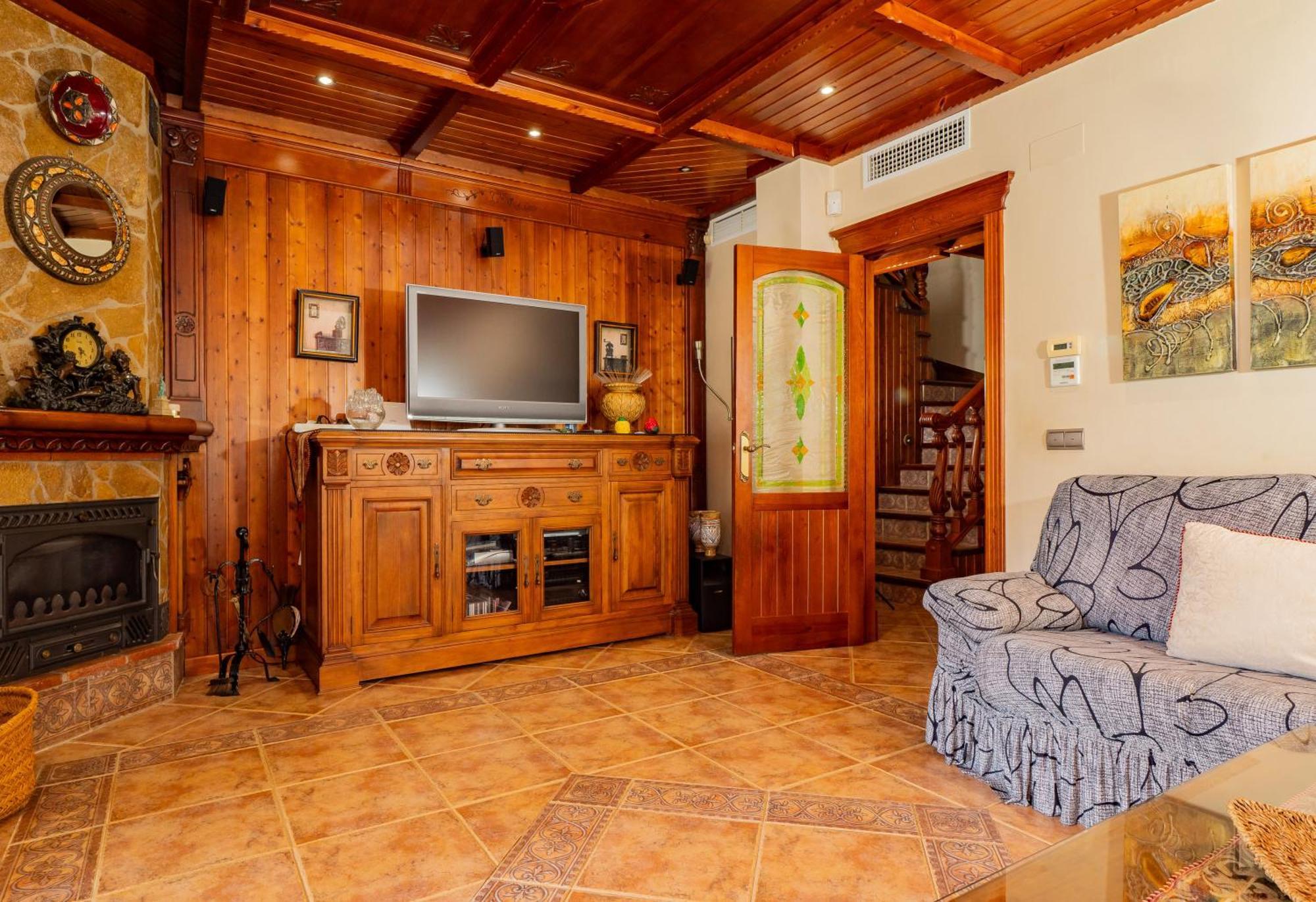Villa Paraiso Las Malvinas Malaga Bagian luar foto