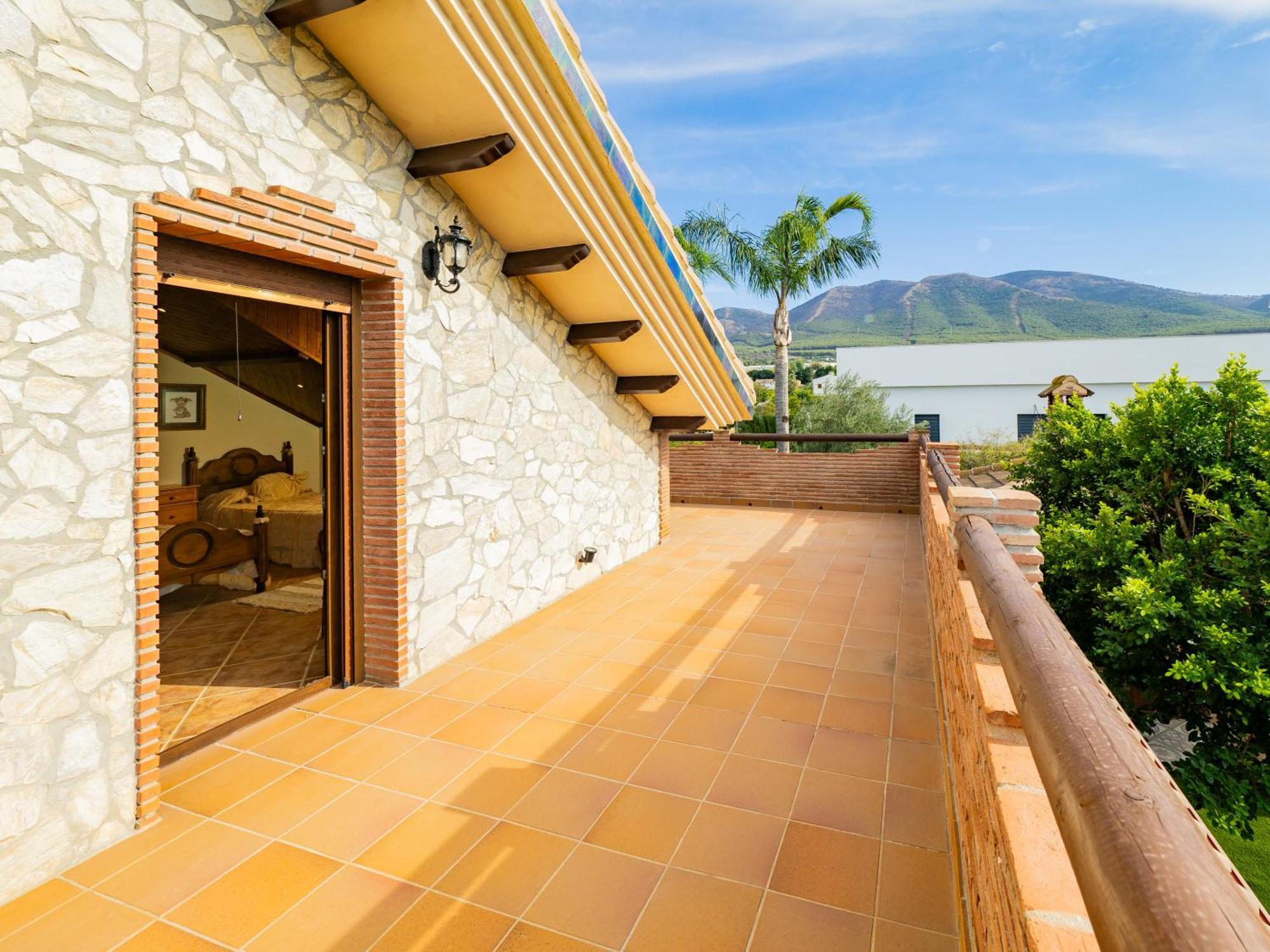 Villa Paraiso Las Malvinas Malaga Bagian luar foto