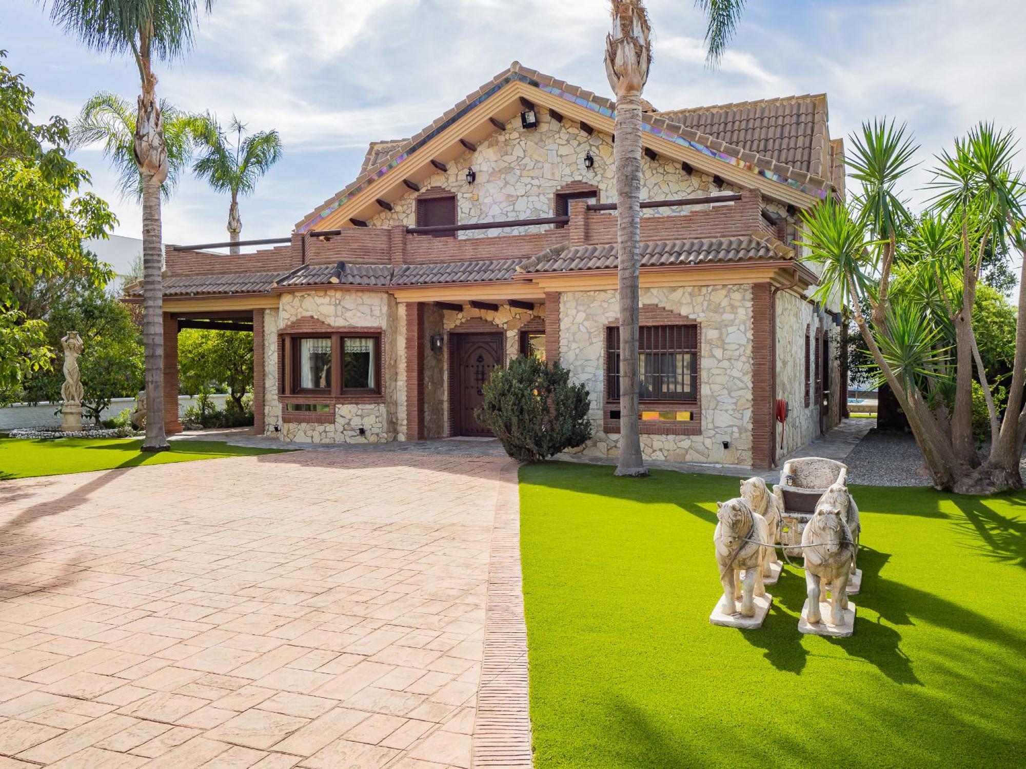 Villa Paraiso Las Malvinas Malaga Bagian luar foto